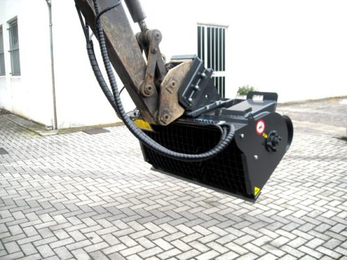 Hidraulikus Betonkeverő Kanál - UEMME CONDOR 250