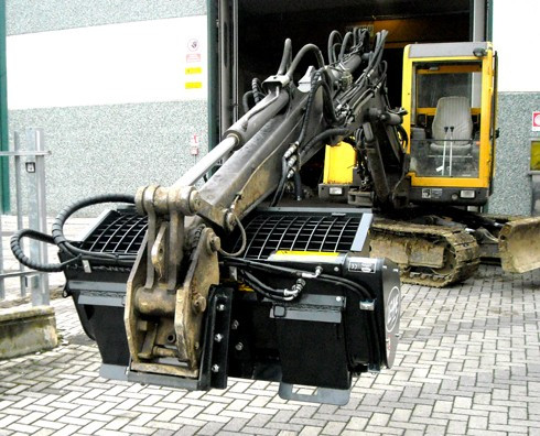 Hidraulikus Betonkeverő Kanál - UEMME CONDOR 250