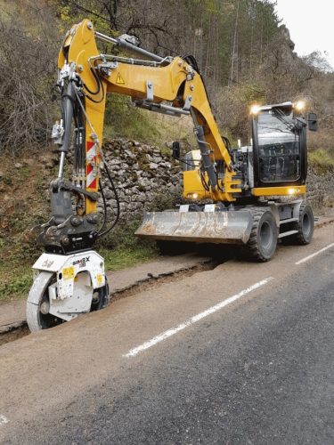 VIBRÁCIÓS DÖNGÖLŐ KERÉK - SIMEX CT 2.8B
