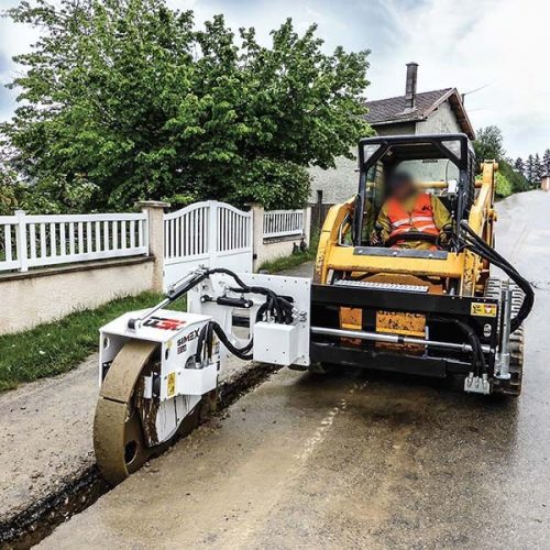 VIBRÁCIÓS DÖNGÖLŐ KERÉK OLDALTOLÁSSAL - SIMEX CT 2.8 FO