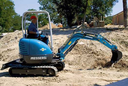 MINIKOTRÓ ÁROKÁSÓ MESSERSI - M22U