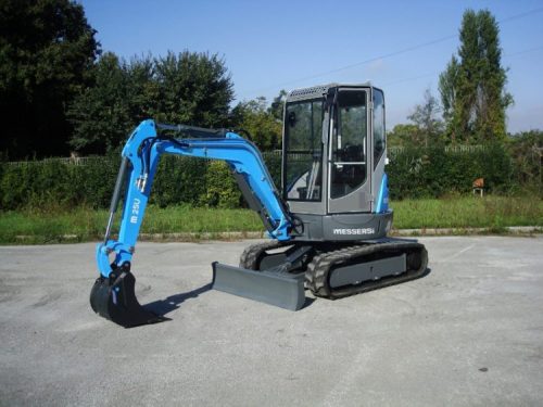MINIKOTRÓ ÁROKÁSÓ MESSERSI - M25U