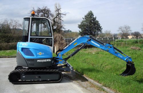 MINIKOTRÓ ÁROKÁSÓ MESSERSI - M28U