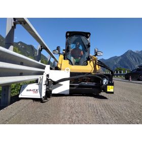 ASZFALTMARÓ - SIMEX PL40.25 SG