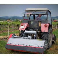 TRAKTOR 3 PONT FELFÜGGESZTÉSRE